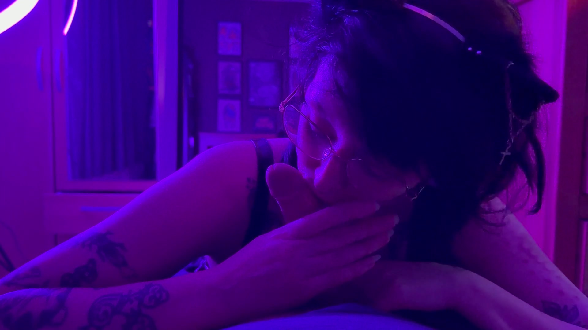 At my happiest when I’m giving him a helping hand - free porn video