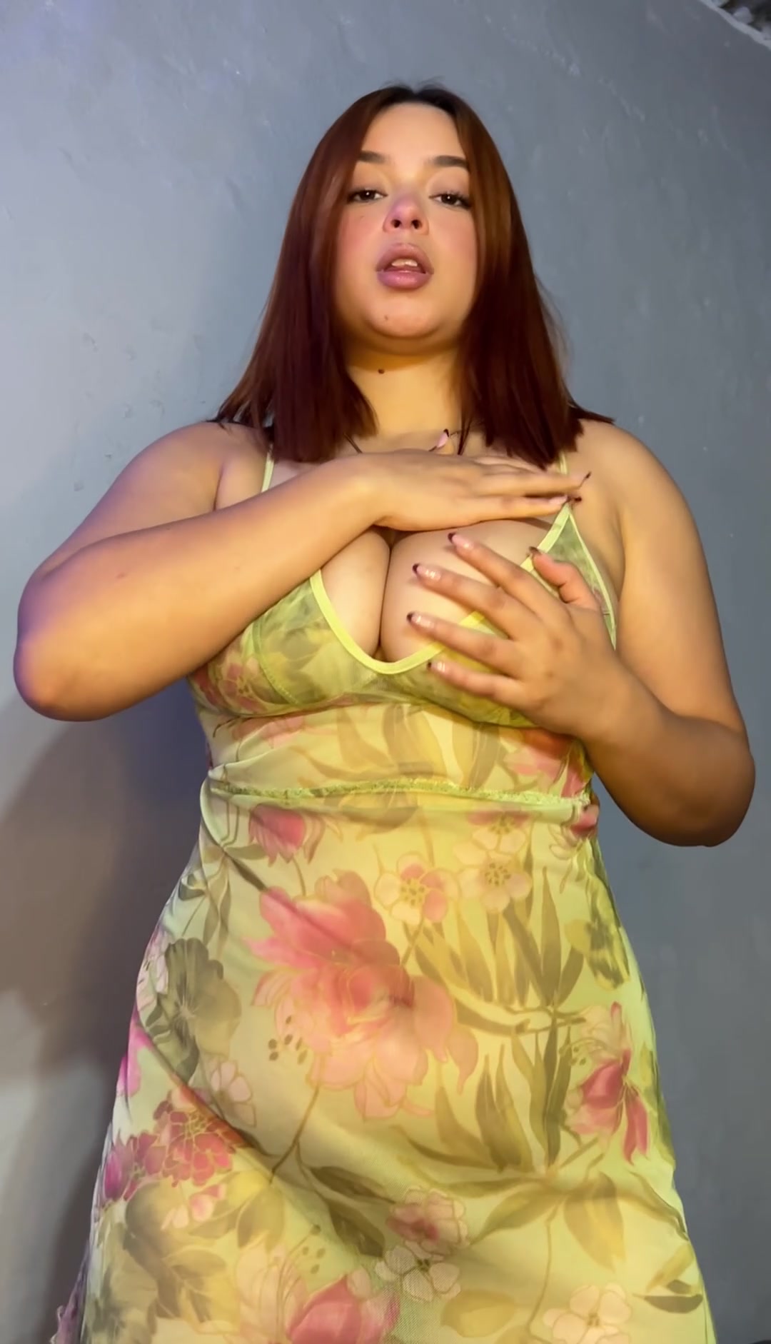 200lb curvy redhead with plenty to fuck - free porn video