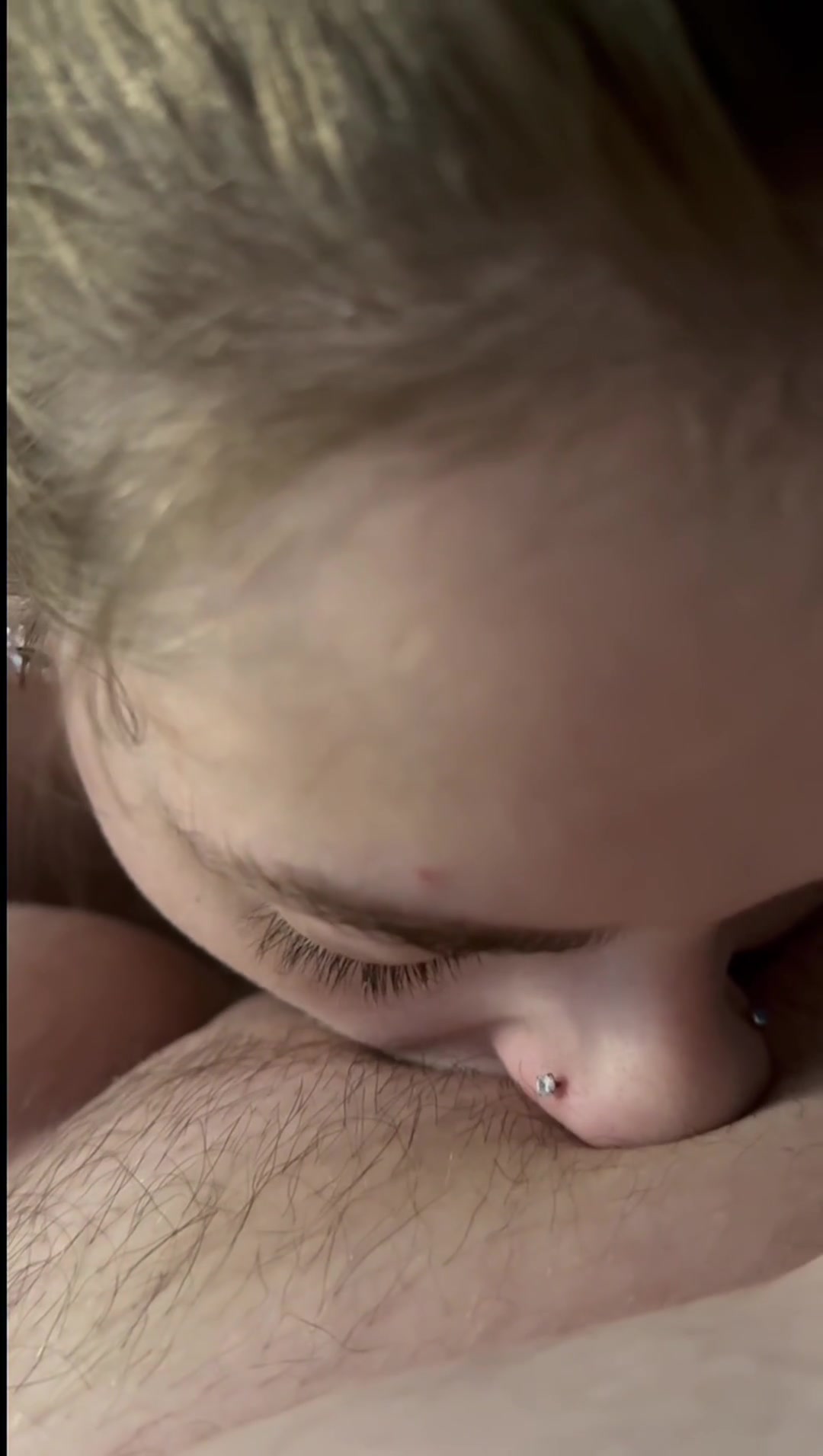I just love to suck cock - free porn video