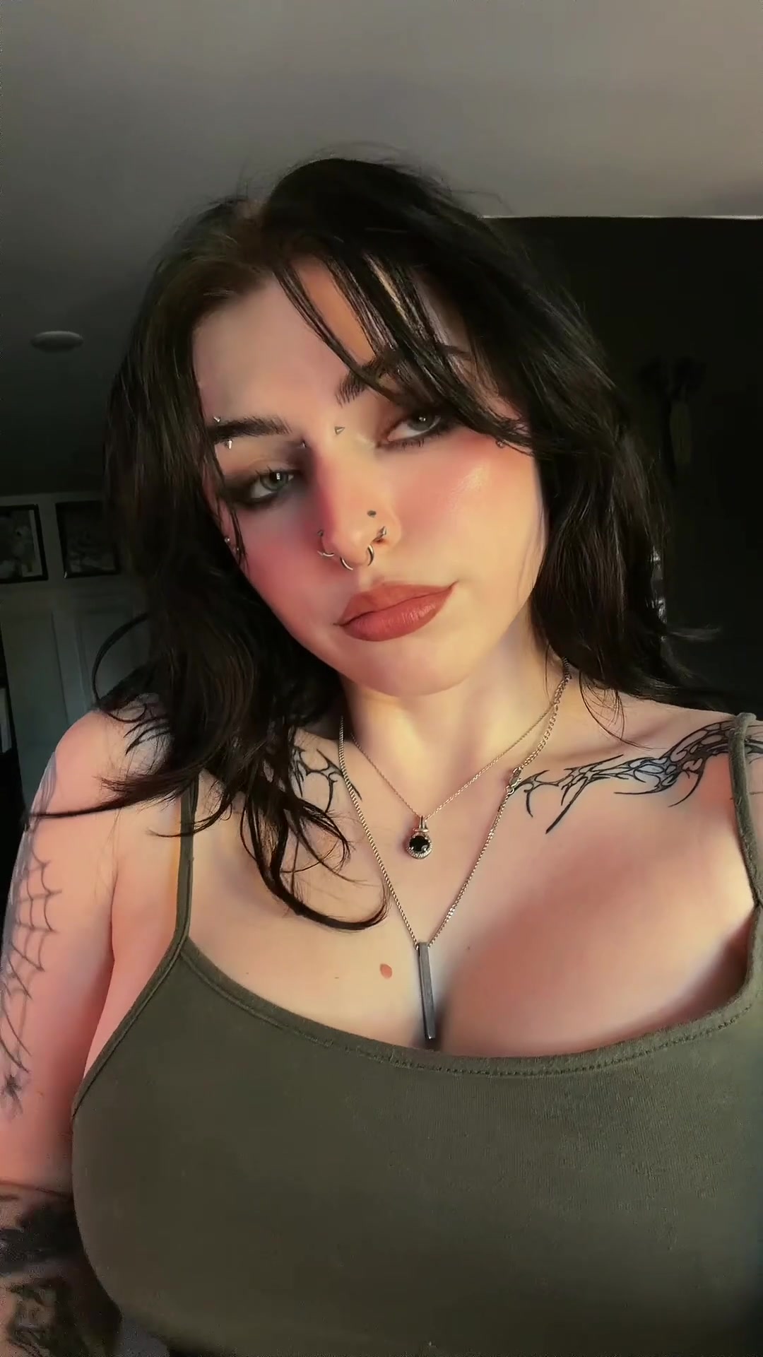 don’t overlook my room, here are some tits for u to focus on - free porn video