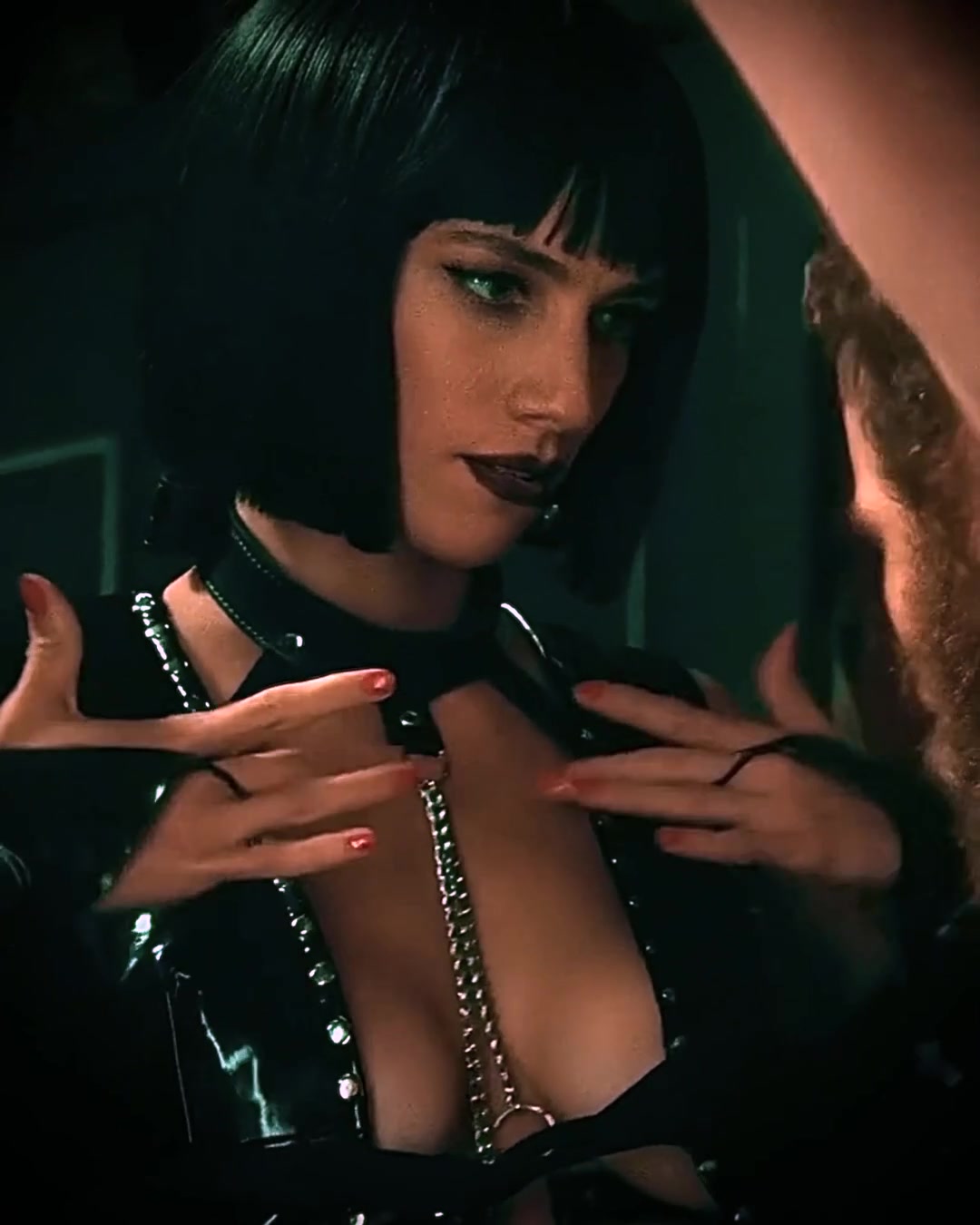 Camila Flamenco - Hotel Cocaine (S1Ep3, 2024) - free porn video