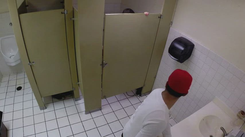No homo gooner if your dressed up as a chick…even if we get caught😳 - free porn video
