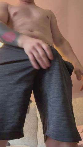 Would love to fill somebody’s lil girlfriend or wife up with my BWC 😈 - free porn video