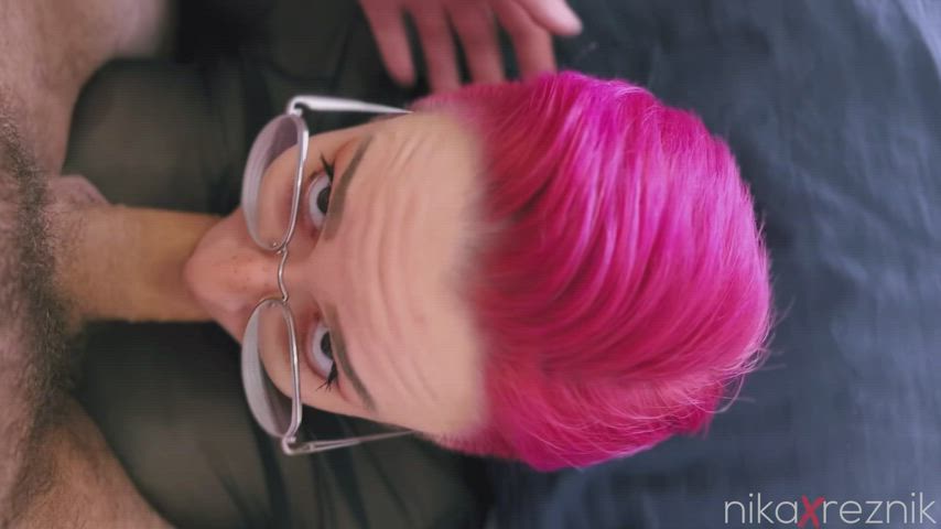 Blowjob with a little help - free porn video