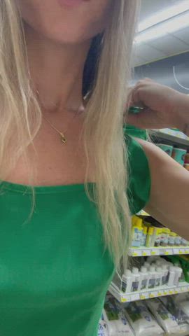Per shop with me [GIF] - free porn video