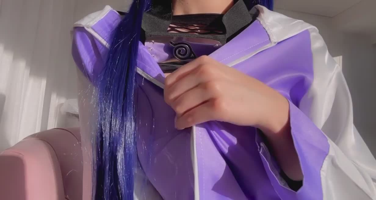 People always tell me that I have tassive mits... 🥲 - free porn video