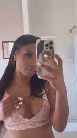 I think this bra fits my tits really well - free porn video