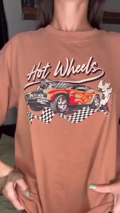 Hotter than them wheels 😉 - free porn video