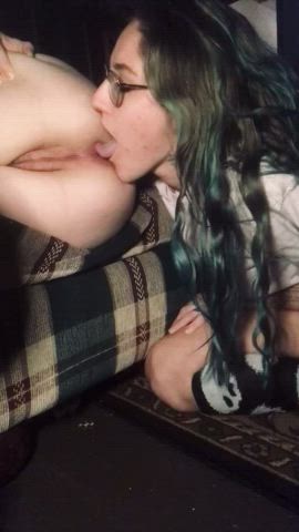 Making her perfect asshole wet for you 🍑😜💦 - free porn video