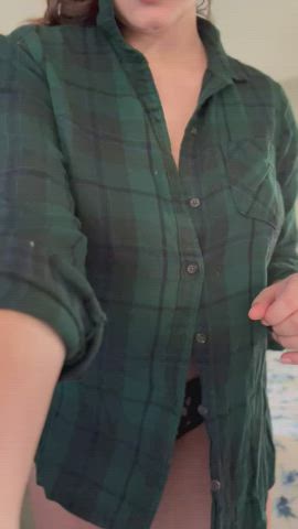 my day off means i can let my big perky tits free - free porn video