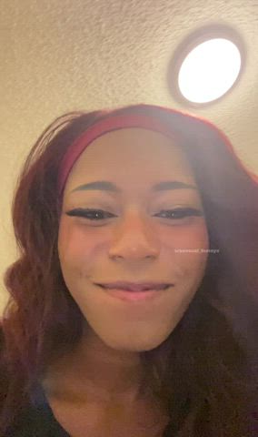 Let me sit my ebony pussy on your face please? - free porn video