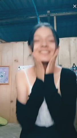 Super cute nipslip - free porn video