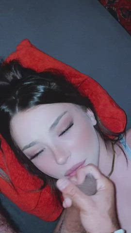 Would you let this colombian teen worship your cock on the first date? 🥰💕 - free porn video