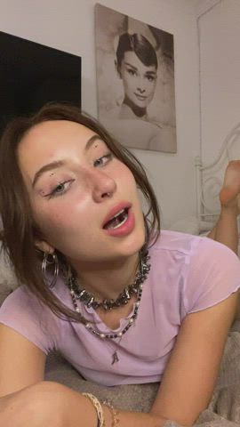 Hope you like my petite 18yo body 😘 - free porn video