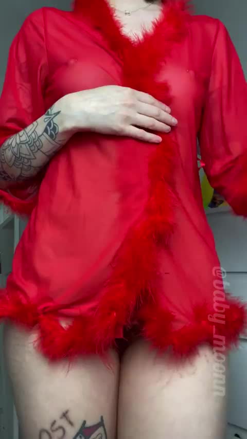 Just showing off what’s under my robe ;) - free porn video