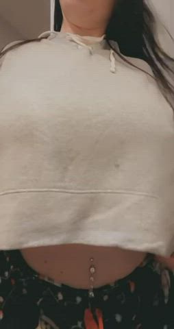 It's important to moisturize properly - free porn video