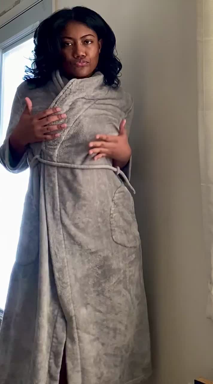 Waiting for my visitor. Are you it ? - free porn video