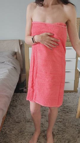 I hope my pale body pleases you - free porn video