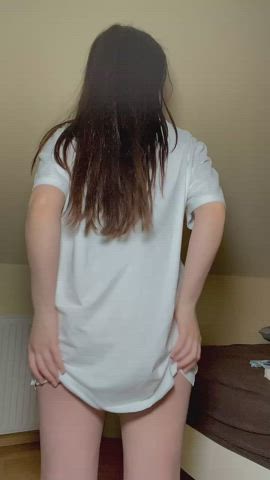 Who would have fun with my teen booty🙈 - free porn video