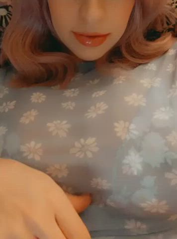 Waiting for an older guy to turn these into mommy milkers - free porn video