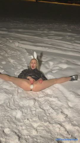 I am not a girl, i am a horny bunny and i want to be fucked outdoors - free porn video