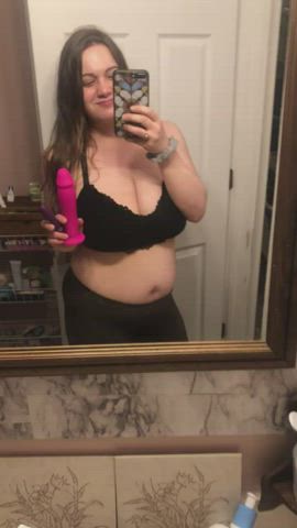 Oops left my toys in the bathroom while I had people over 😅 - free porn video