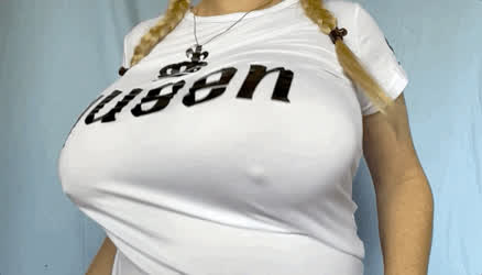Big braless boobs - free porn video