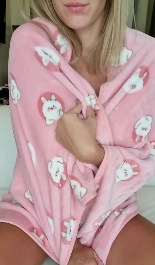 pink nipples and tanlines a good combo? - free porn video