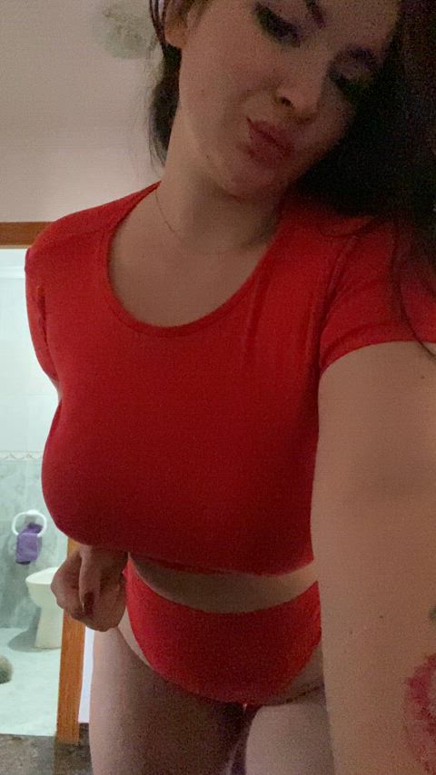 Wou'ld you let me give you the best tittyfuck of them all - free porn video