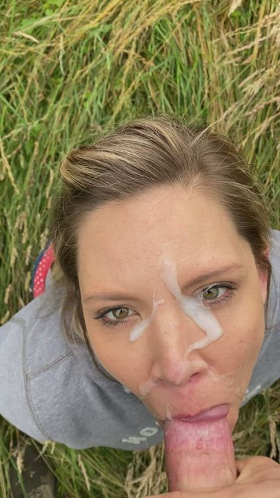 Mommy got a face full 💦 - free porn video