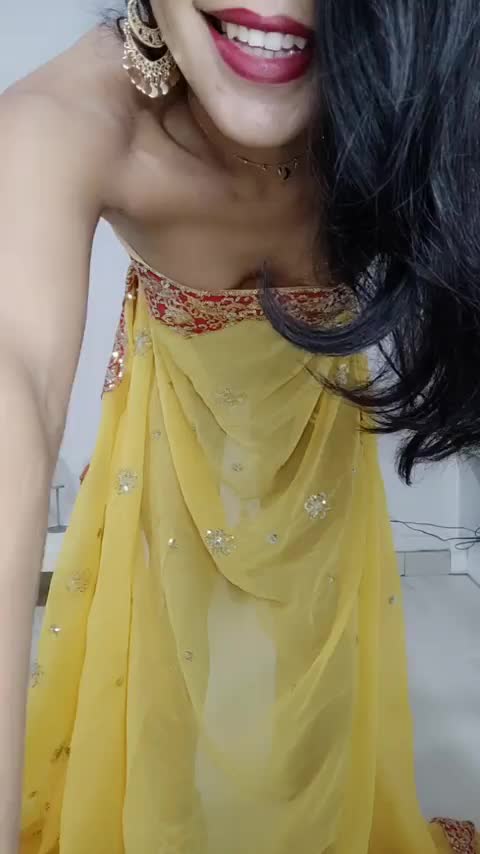 [F] Indian fathers are way too strict. I just want to show off what I got! - free porn video