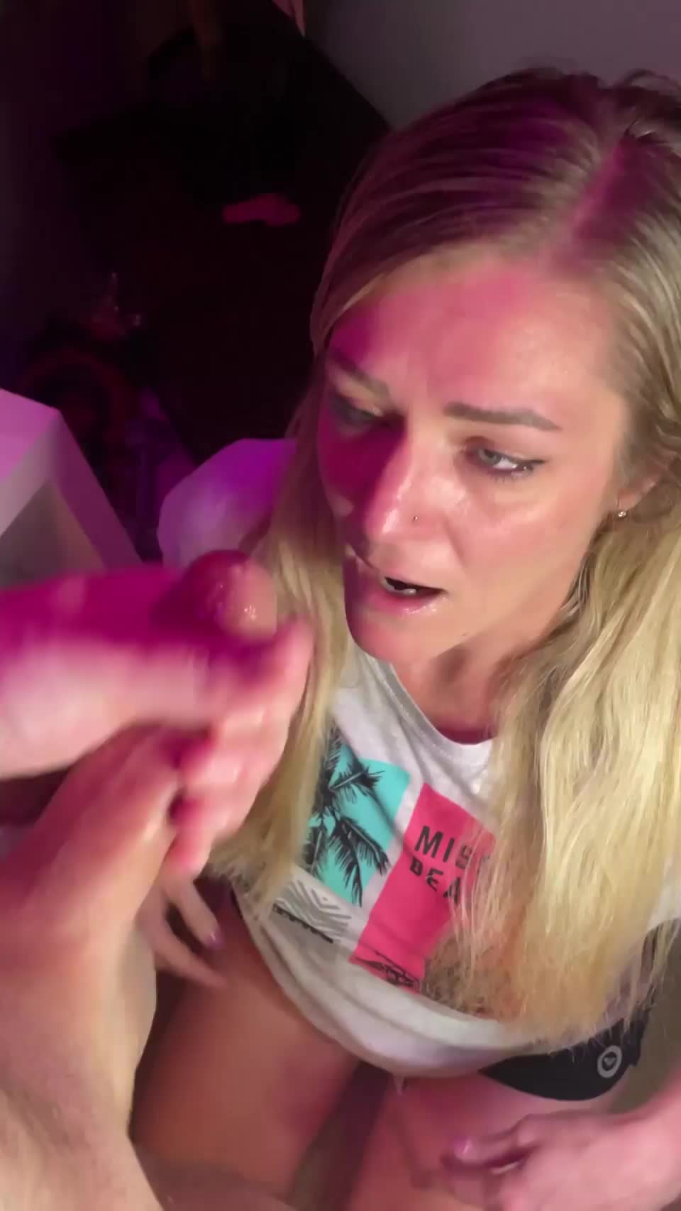 I think I could use more moisturizer - free porn video