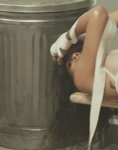 Sweaty Rihanna would be a lot of fun - free porn video