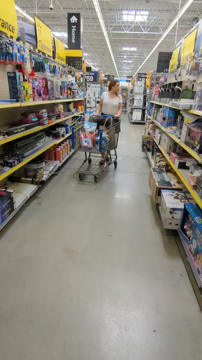 Attention all shoppers! [gif] - free porn video