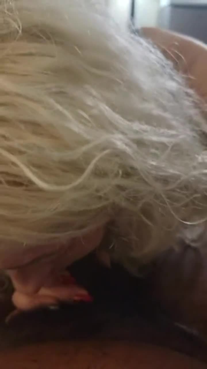 Does Fucking Over 300 Different BBC Make Me A QofS 😉😈♠️ - free porn video