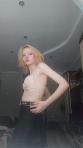 Energetic striptease - free porn video