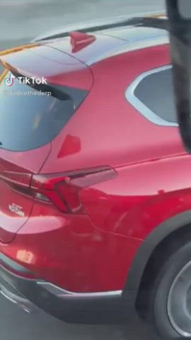 Girl caught playing with herself while driving - free porn video