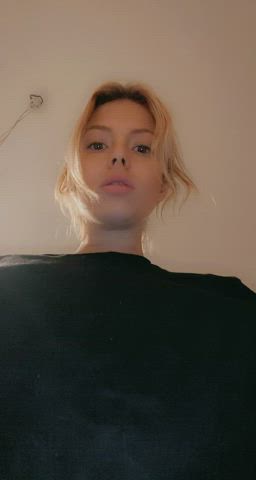 I had to be quick, my dad was in the bathroom - free porn video