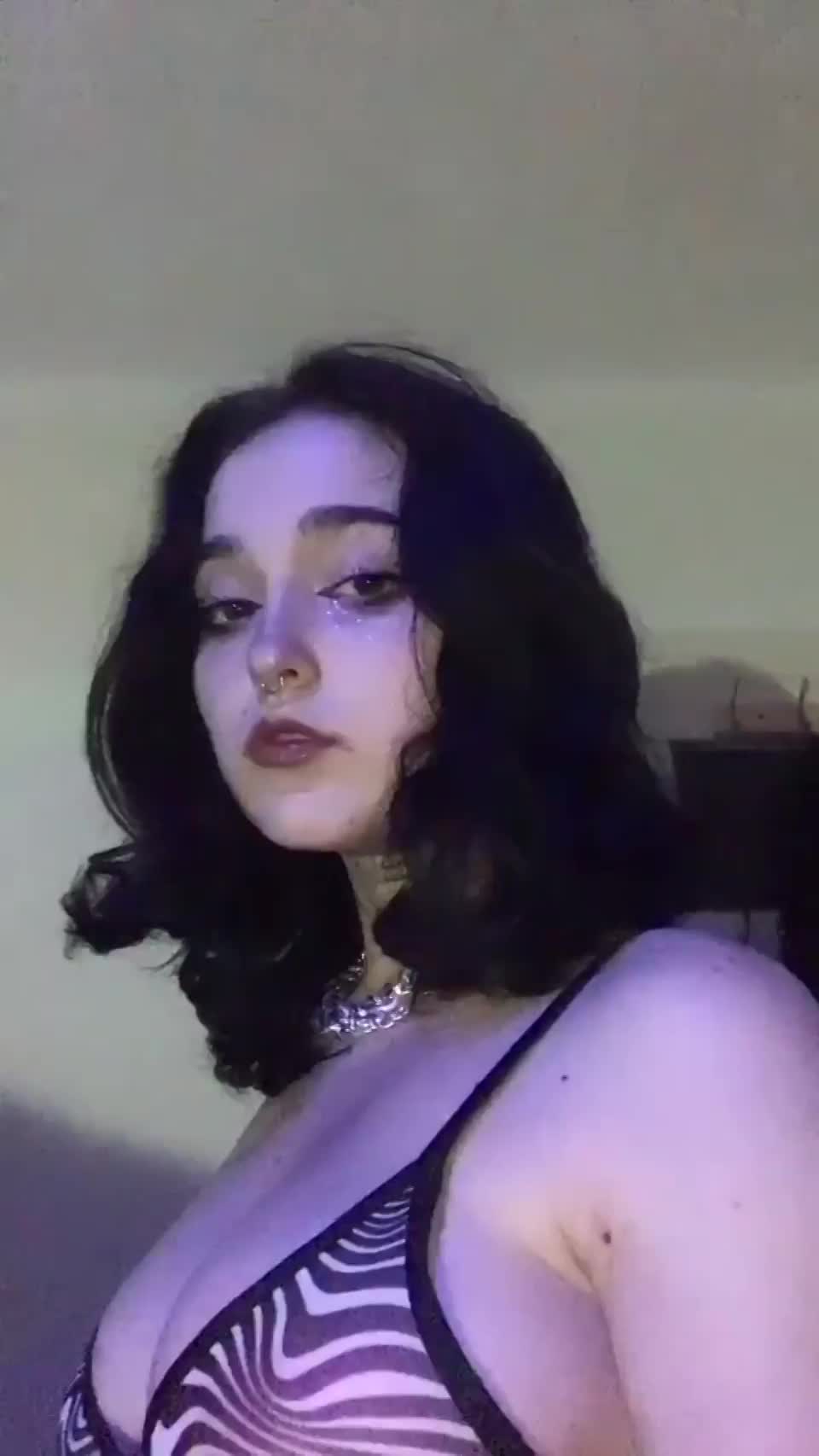 Do you like goth girls here? Because I'm here for your wild thoughts - free porn video