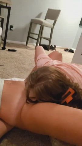 I love when my friend licks my pussy - free porn video