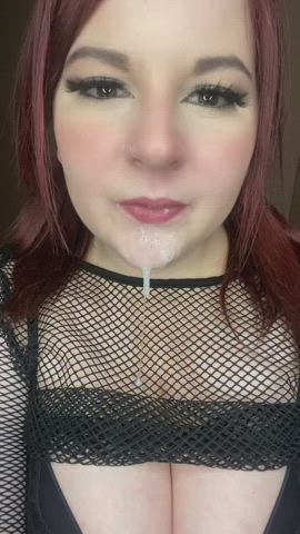 I love tasting and playing with cum🤤 - free porn video