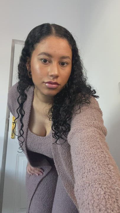Someone said I'm too thick for a 19 year old.. is he right? :( - free porn video
