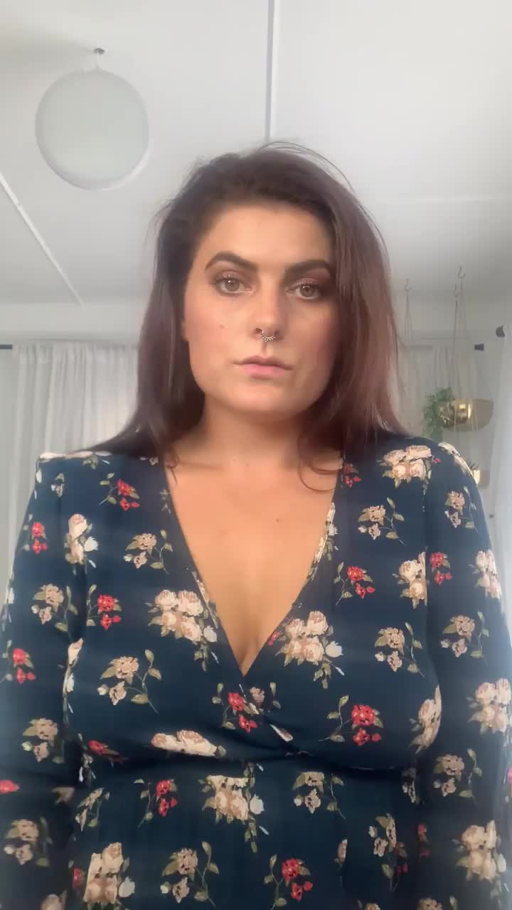 Natural Mom boobs - free porn video