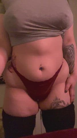 Do you like a girl with huge hips and a big arse? - free porn video