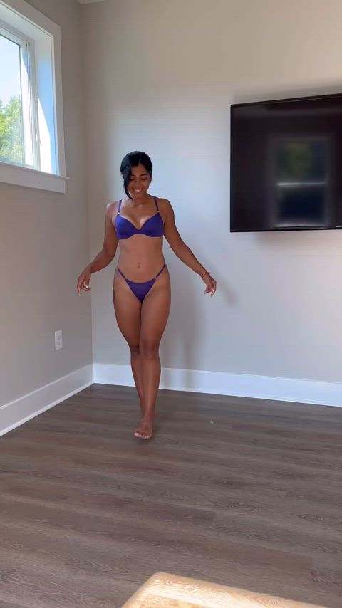 Giving him a special treatment - free porn video