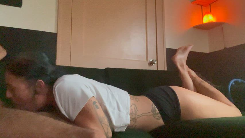 sucking his bbc cum while he watches TV - free porn video