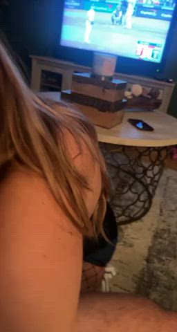 Hubs enjoying baseball and a blowjob - free porn video
