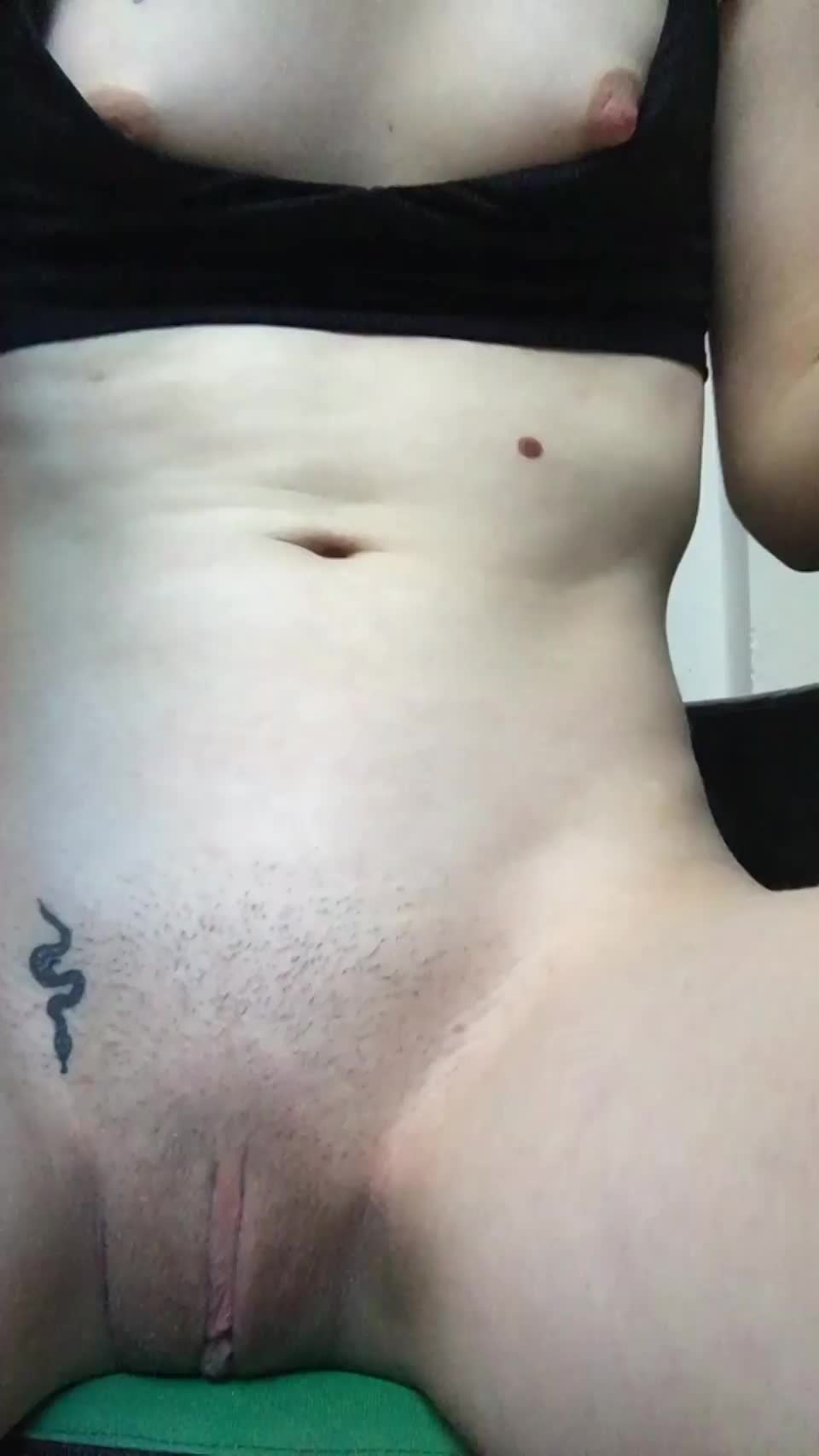 This pretty pink pussy enjoys hard pounding - free porn video