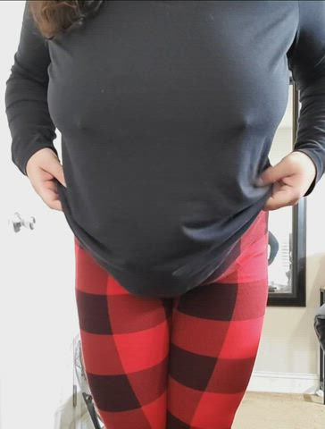 I'm staying warm and cozy today..want to join me 😏 - free porn video