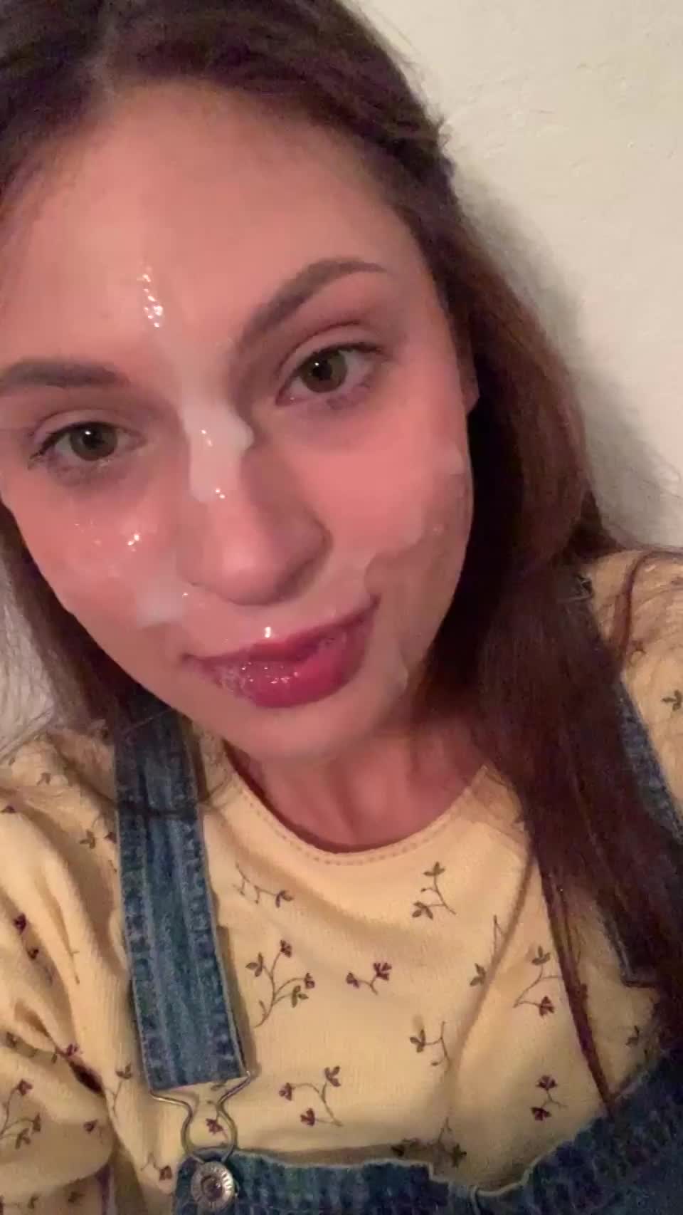 Total cum slut - free porn video